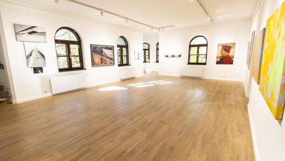 LEL_9196.jpg