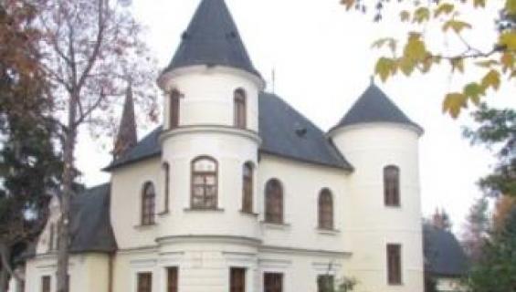 villa_web_0.jpg